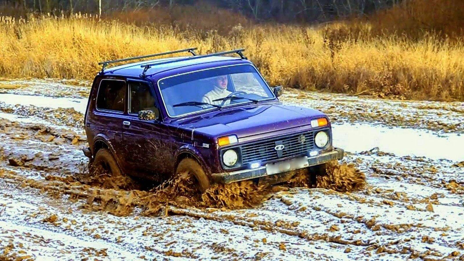 LADA 2121